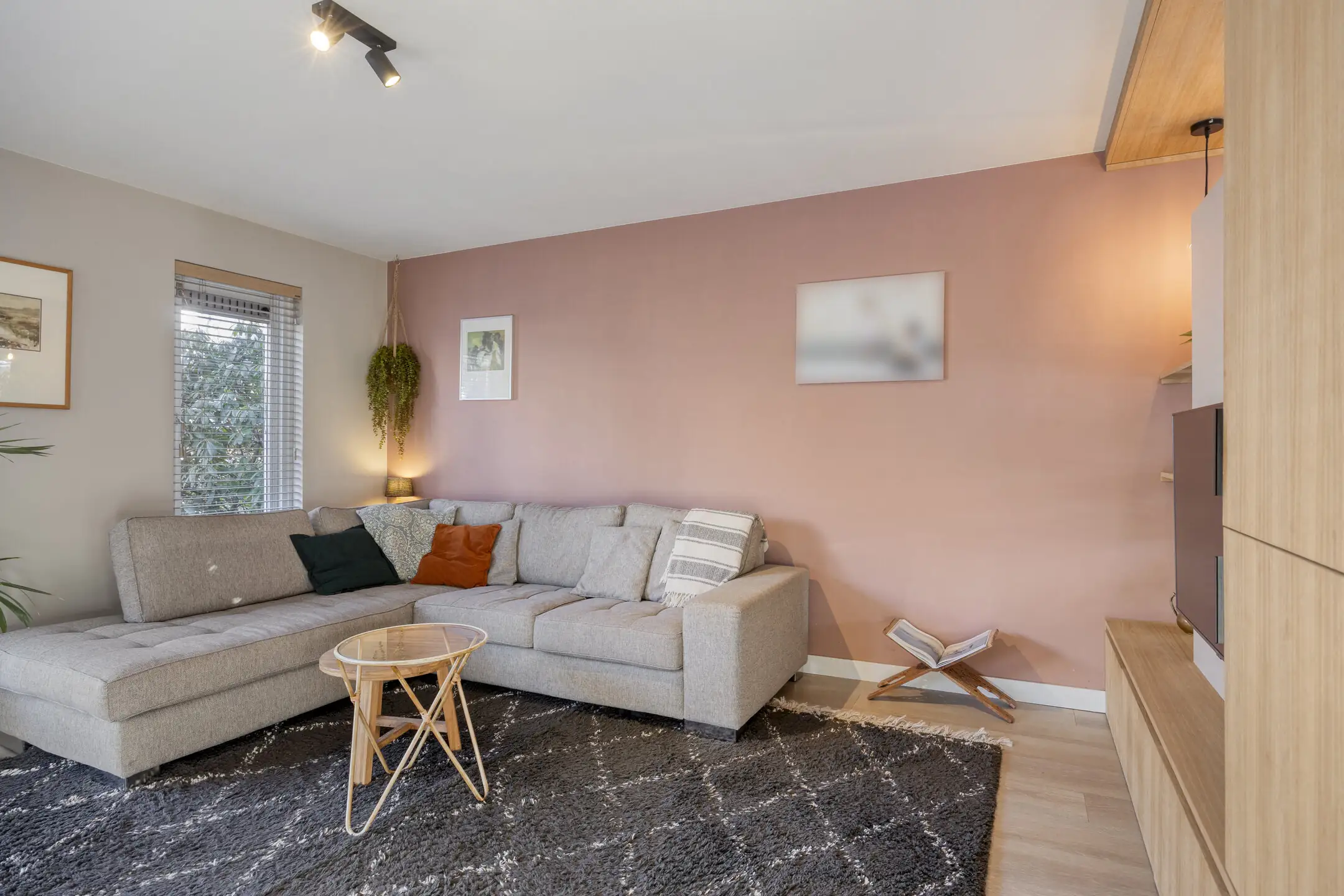 DeVlos355673KSNuenenNL-17